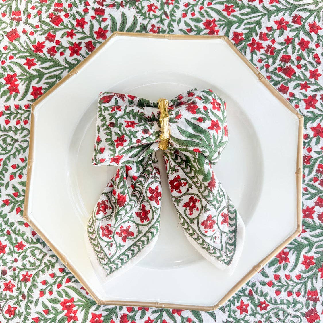 Block Print Holly Tablecloth